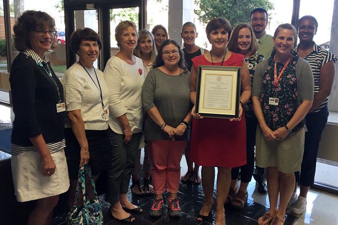 Paul Munro staff with the 2016-17 Virginia Index Performance Board of Education Distinguished Achievement Award